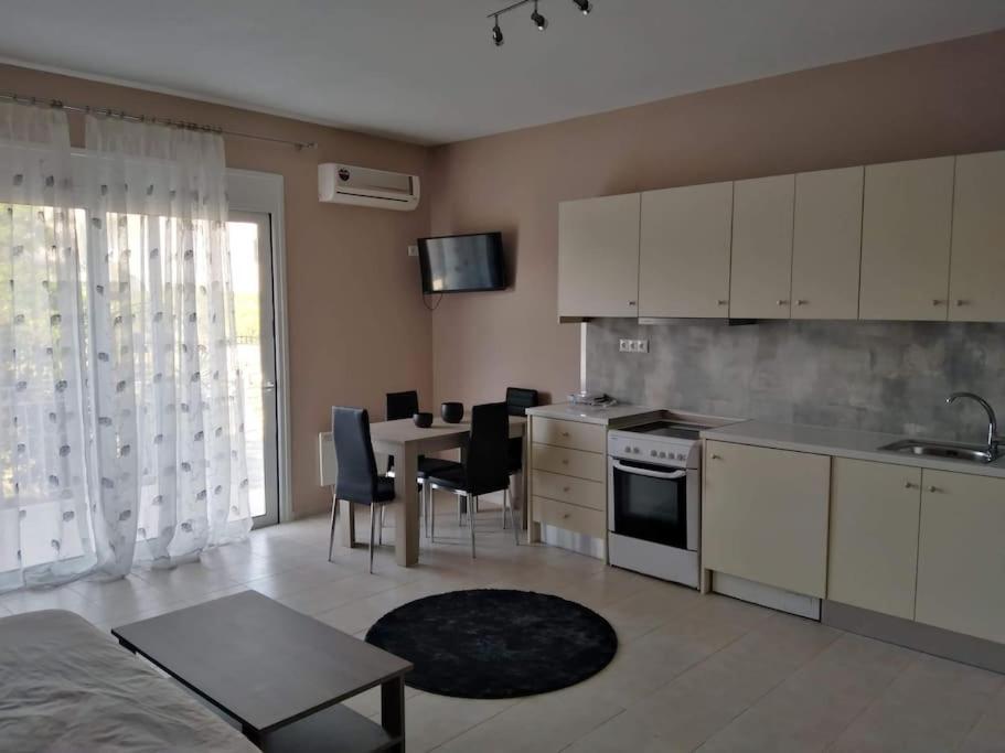 Brand New Spacious Studio Itea Buitenkant foto